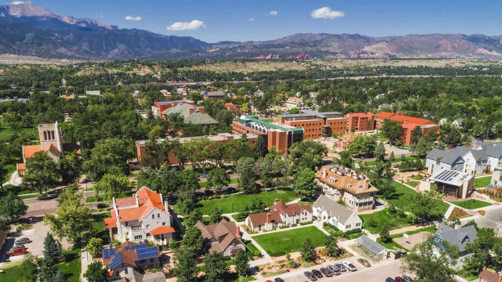 #27LAC Colorado College