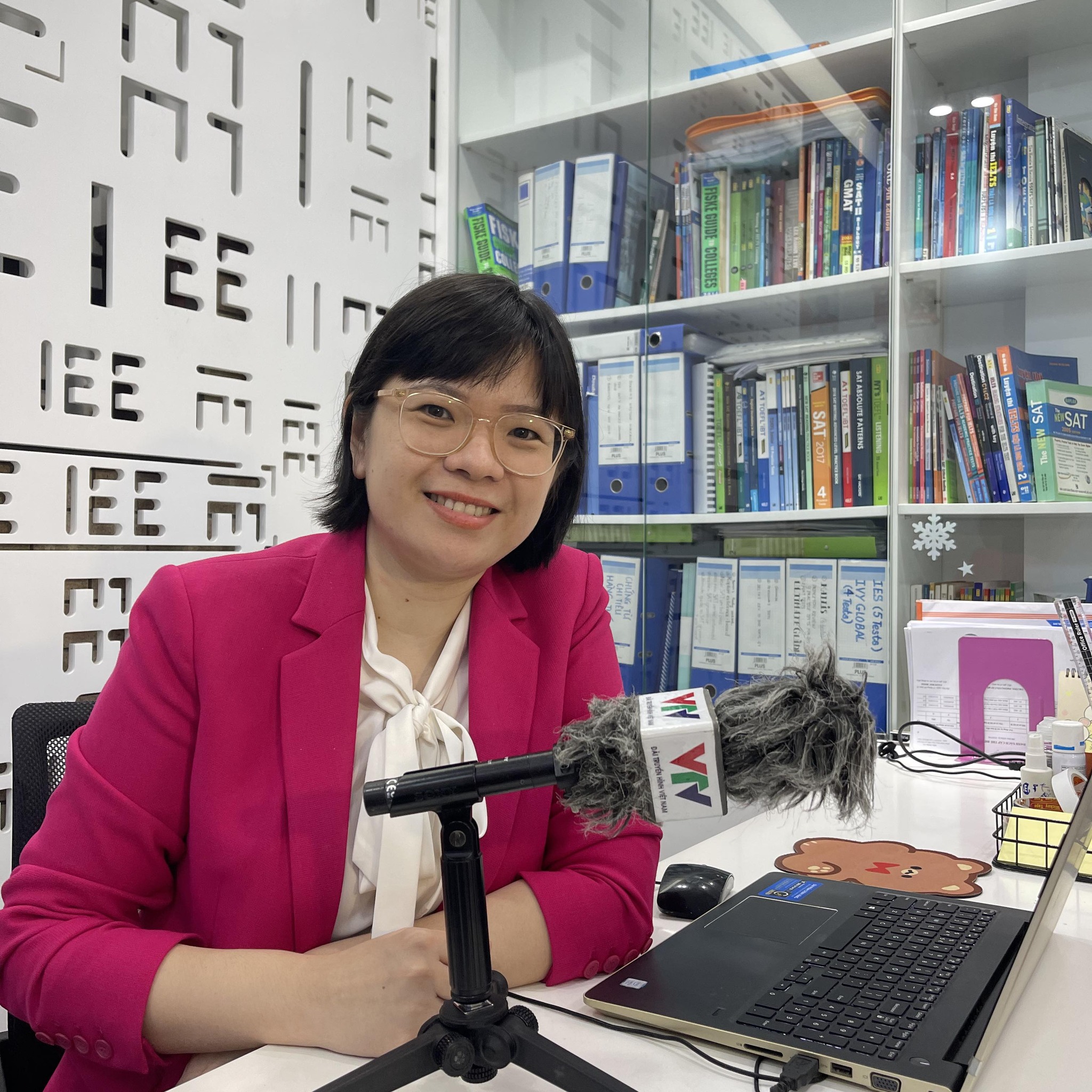 Cô Trịnh Diệu Ly - Tác giả phương pháp EUI đột phá trong việc học SAT